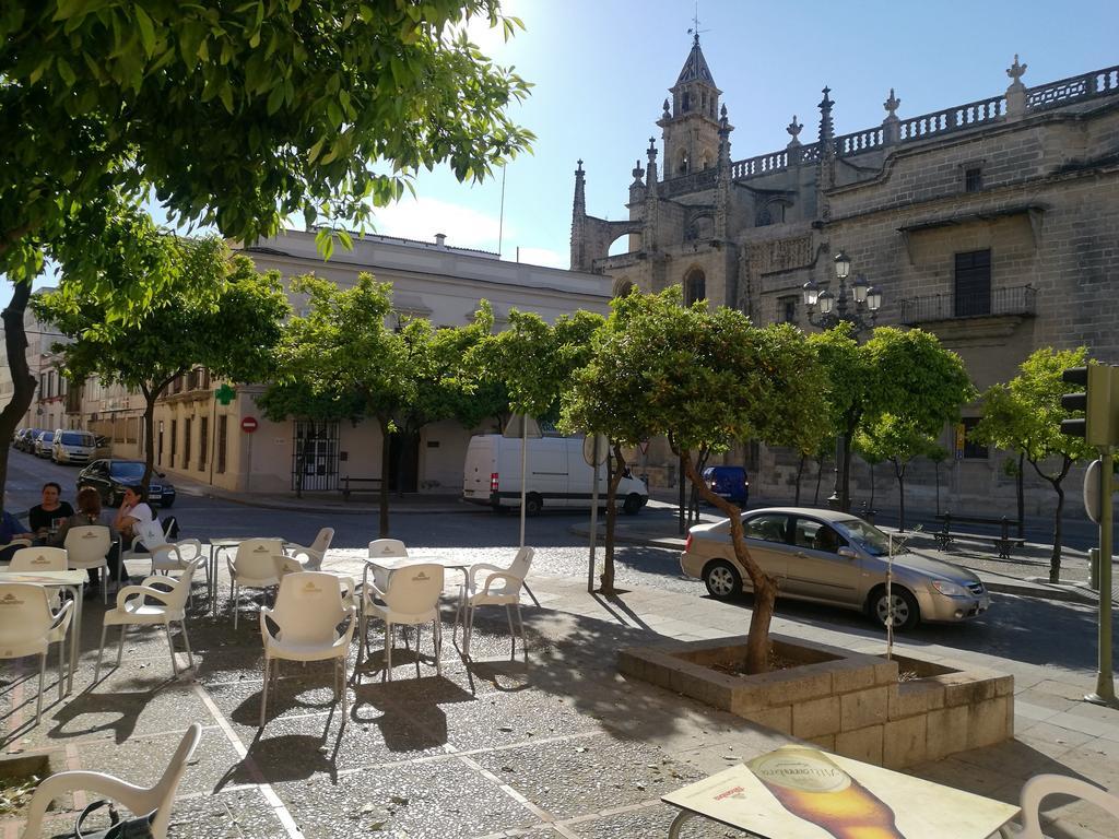 Duplex Ancha Con Wifi Y Parking Apartment Jerez de la Frontera Exterior photo